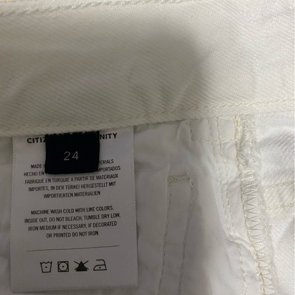 Citizens of Humanity Womans White Marlow Cut Off Shorts Size 24. Premium Vintage - Picture 6 of 9